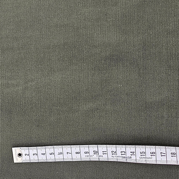 Babycord leicht grün