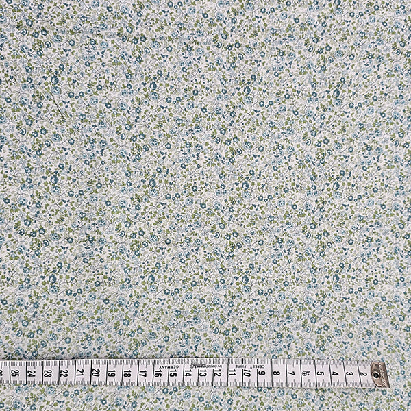 Baumwoll-Popelin Blumen hellblau und lindgrün